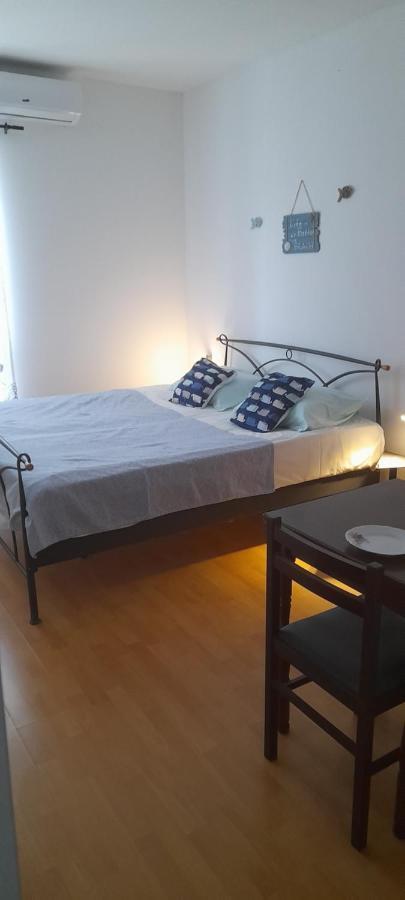 Apartmani Kljunak ザトン エクステリア 写真