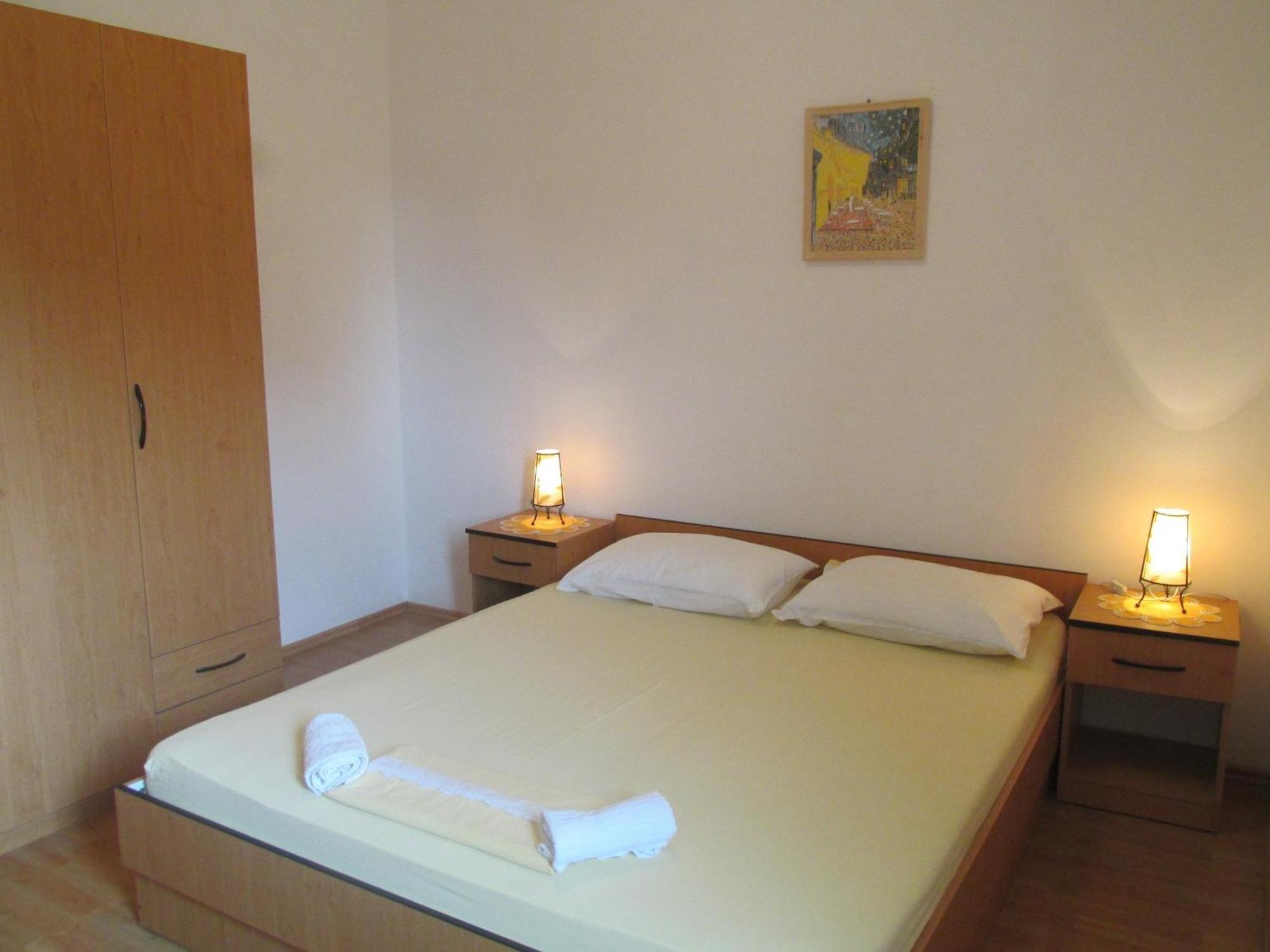 Apartmani Kljunak ザトン エクステリア 写真