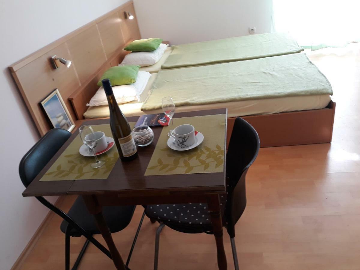 Apartmani Kljunak ザトン エクステリア 写真