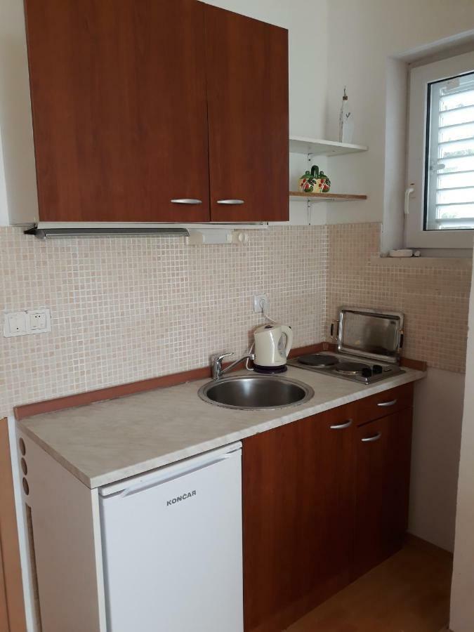 Apartmani Kljunak ザトン エクステリア 写真