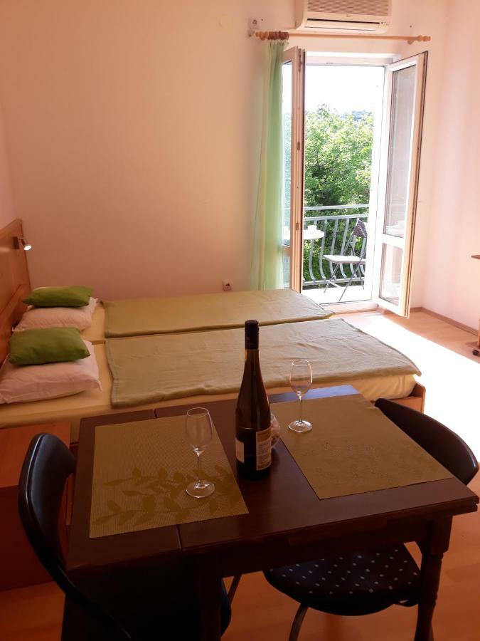 Apartmani Kljunak ザトン エクステリア 写真